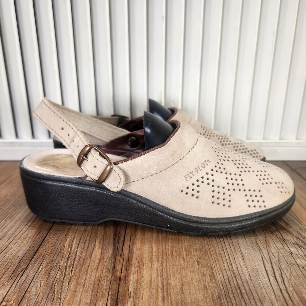 Flyflot Comfort Clogs Womens Sz 5.5 Beige Perforated Leather Anti-Shock Shoes